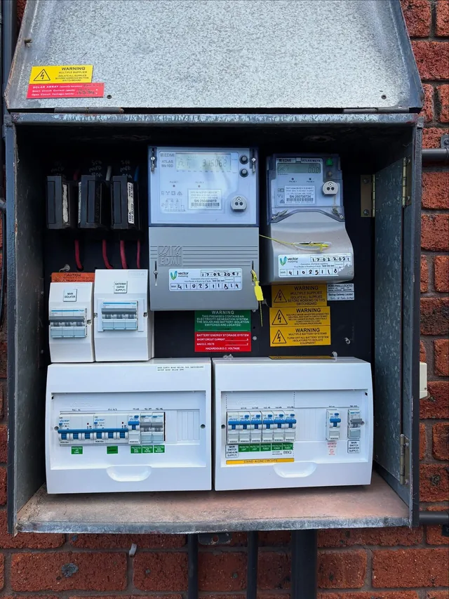 Residential solar battery and main switchboard integration in Australia 01.jpg